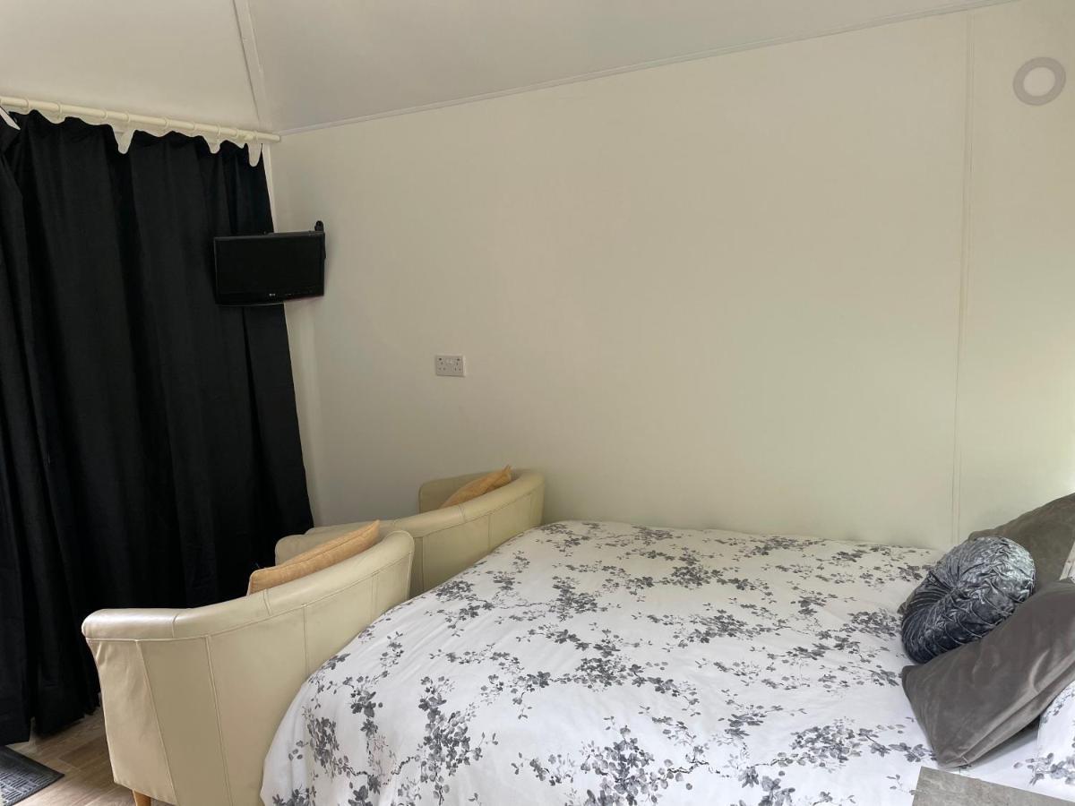 The Little Nest Beach Sole Use Accommodation Near To Bath Wick  Extérieur photo