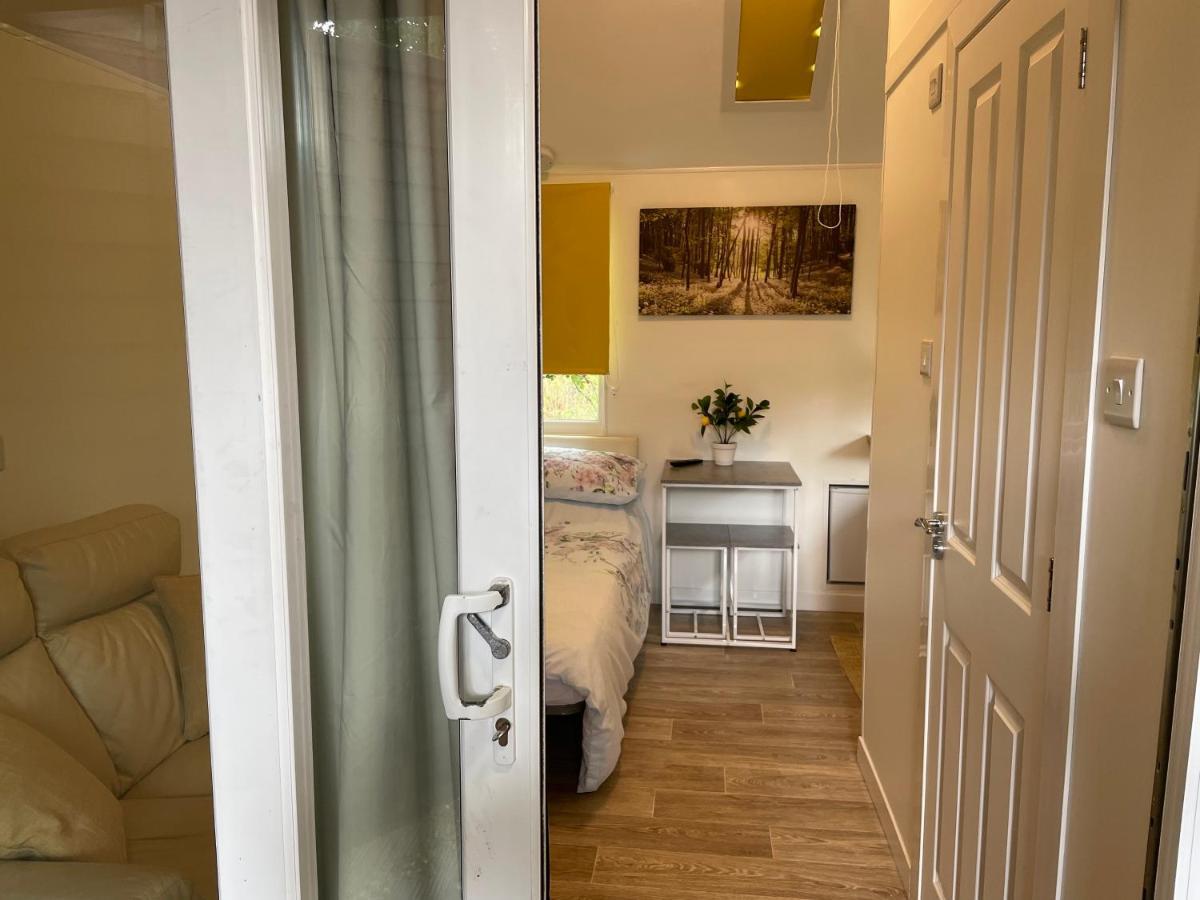 The Little Nest Beach Sole Use Accommodation Near To Bath Wick  Extérieur photo